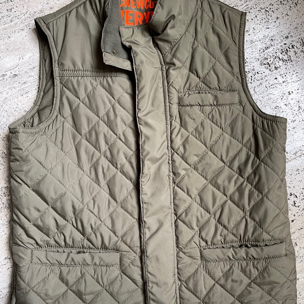 J CREW - OLIVE VEST, size 12 kids